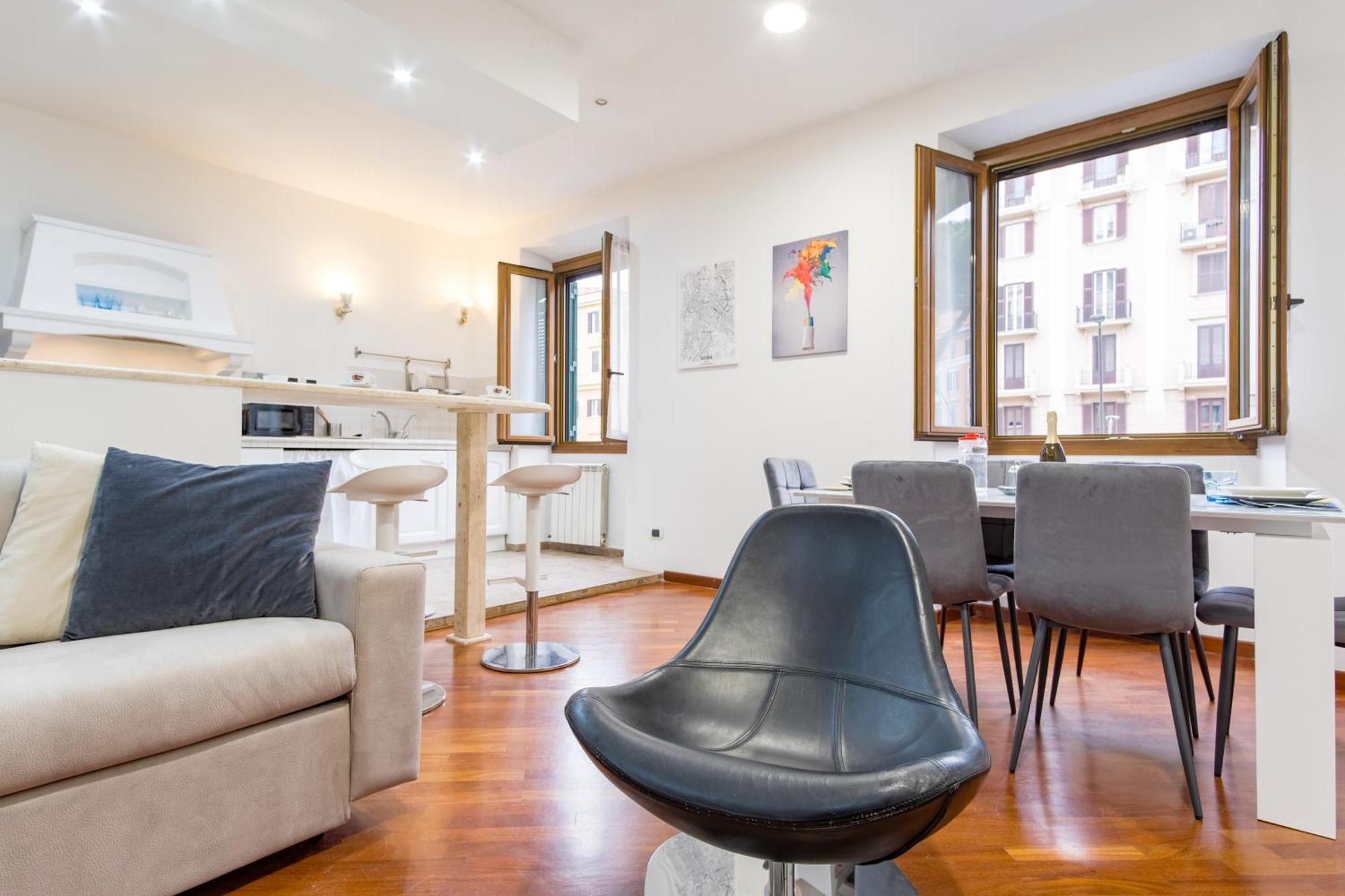 Appartamento Elegantis San Giovanni - Easily Get To The Historic Center, Metro, Tram And Bus Are Nearby Roma